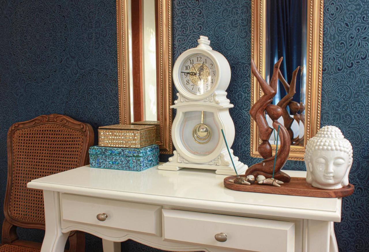 Vip Квартира, Атмосферні Boutique - Apartments Zaporizhia Esterno foto