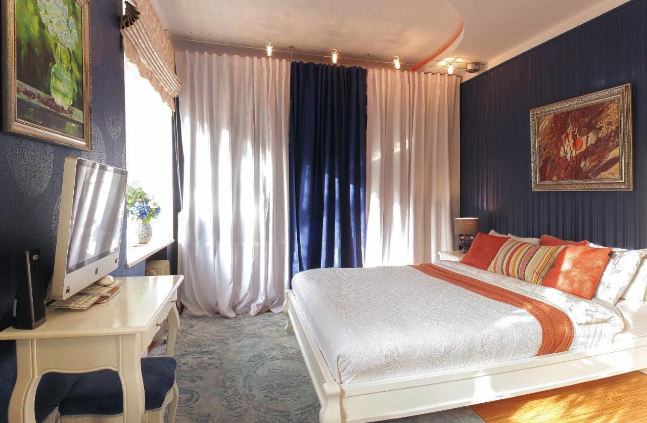 Vip Квартира, Атмосферні Boutique - Apartments Zaporizhia Esterno foto